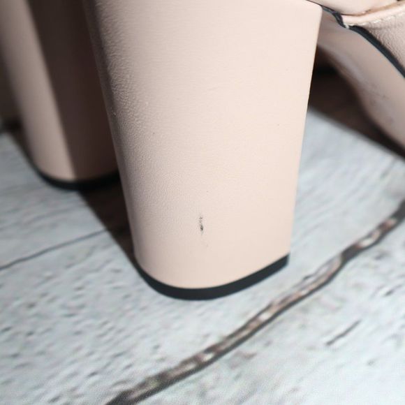 Kate Spade Ivine Petal Pink Leather Sandal - Picture 5 of 5